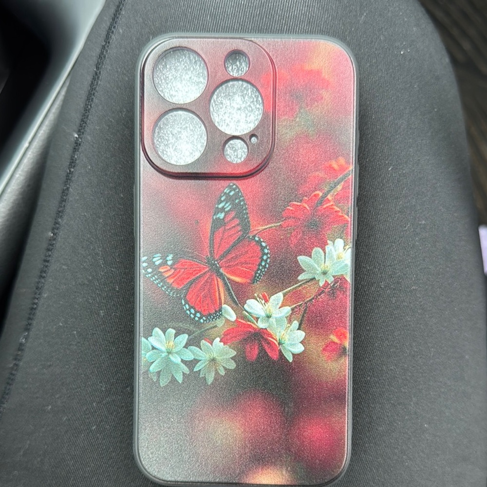 Butterfly Floral Phone Cover for Triple Camera I phone 15 Pro NWOT